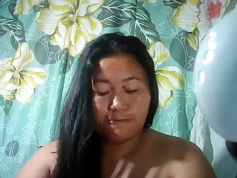 Snapshot of Sexyhorney4u chatting on September 14, 8:29 pm Sexyhorney4u online show from September 14, 8:29 pm