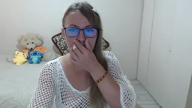 MargotLot online show from August 1, 1:13 pm