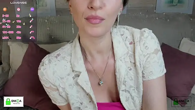 Queenymel online show from October 9, 3:38 pm