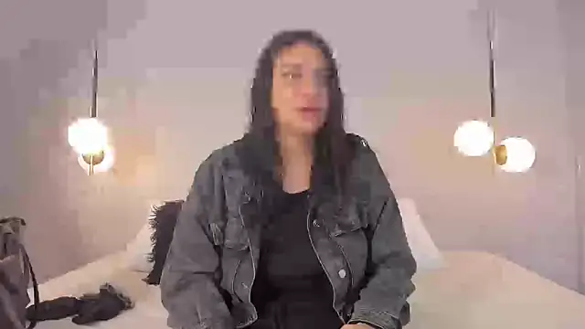 dayra angels online show from October 9, 9:08 pm