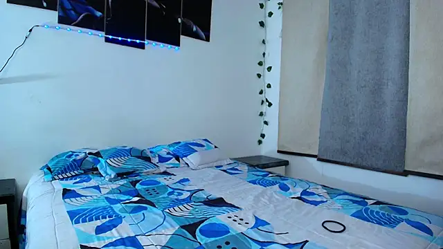 yesie hot online show from July 16, 12:59 am