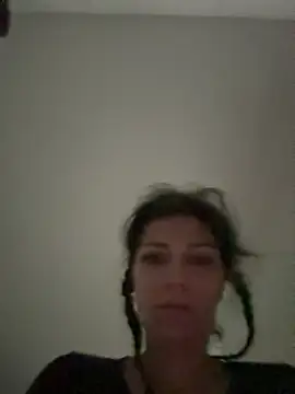 Anna Lewis online show from July 10, 7:42 am