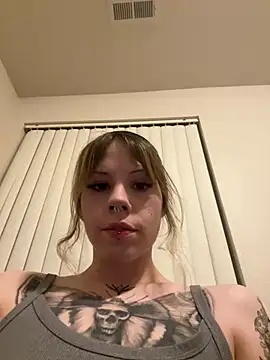BiancaValentina online show from July 4, 6:42 am