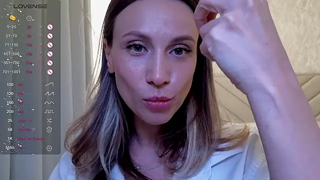 Alice Wonders online show from March 27, 8:59 am