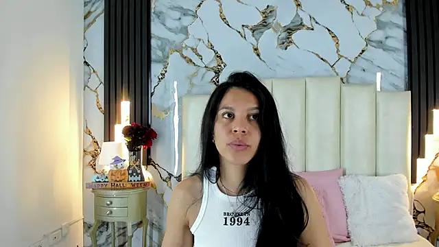 lulumars online show from October 22, 5:12 am