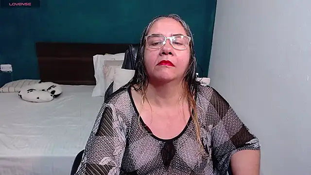 scaelettdubois online show from October 18, 12:25 am