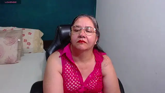 scaelettdubois online show from April 3, 2:31 am