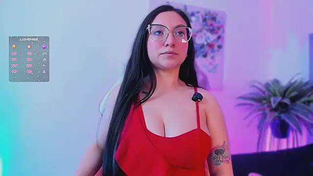 lucy neil online show from December 14, 2:39 am