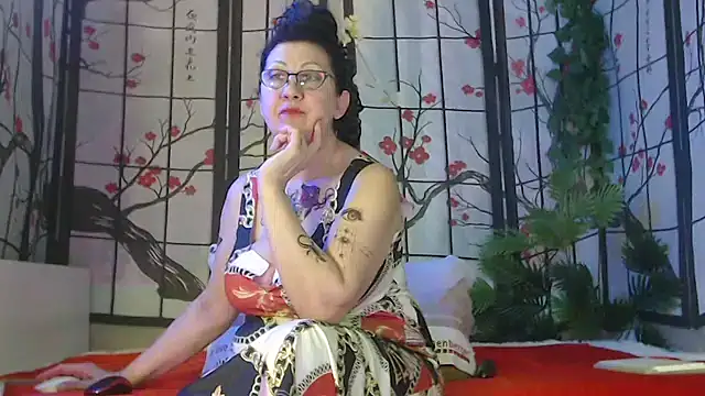 NightOrhideya online show from April 17, 10:06 am