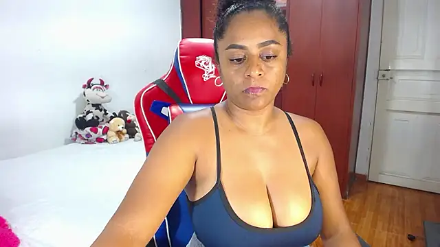 BellaKarla online show from January 15, 7:53 pm