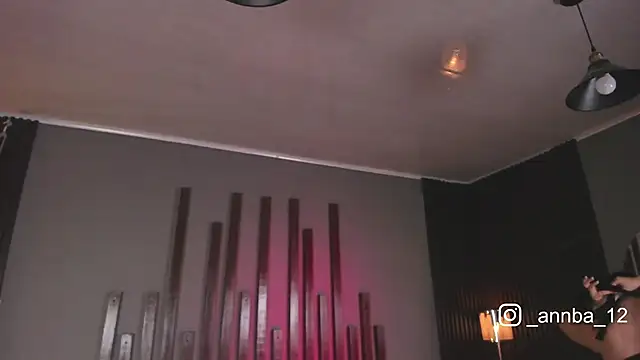 Snapshot of annie_barozzi chatting on September 9, 1:33 pm annie barozzi online show from September 9, 1:33 pm