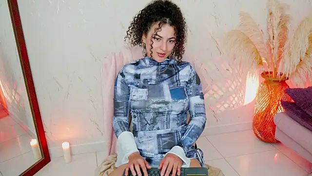 merida bell18 online show from May 15, 10:45 pm