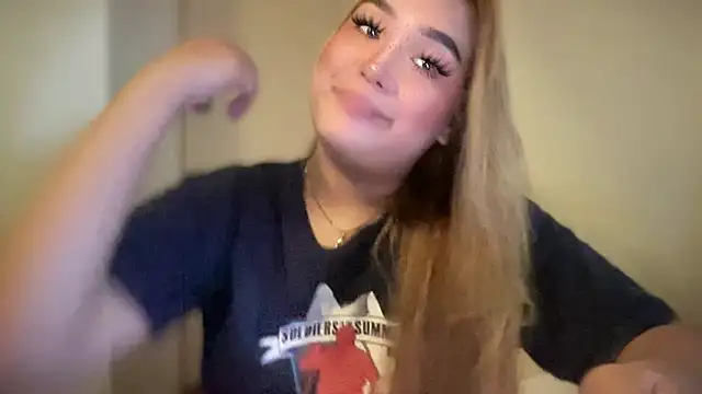 Snapshot of MistressOf_Americaxxx chatting on October 26, 8:43 am MistressOf Americaxxx online show from October 26, 8:43 am