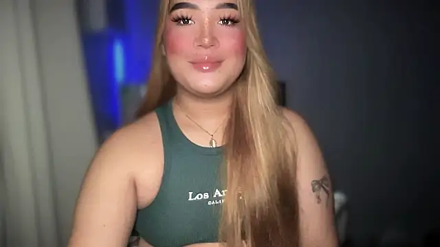 Snapshot of MistressOf_Americaxxx chatting on September 20, 1:16 am MistressOf Americaxxx online show from September 20, 1:16 am