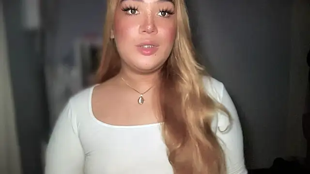 Snapshot of MistressOf_Americaxxx chatting on September 21, 5:28 am MistressOf Americaxxx online show from September 21, 5:28 am