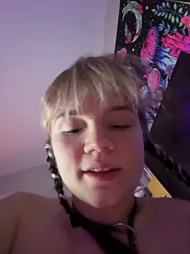 Cutiepiespanks online show from February 11, 7:43 am