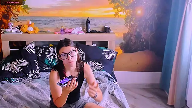 MollyLollipop online show from June 17, 4:58 am