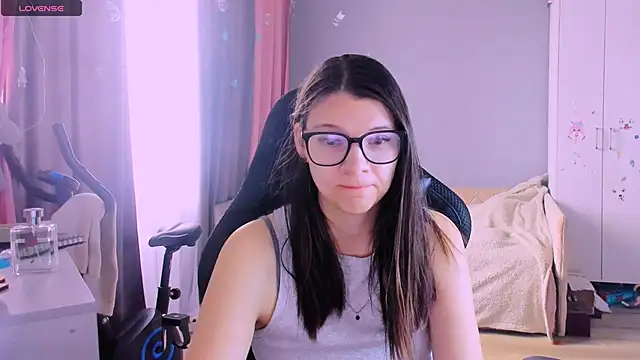 MollyLollipop online show from April 20, 5:54 am