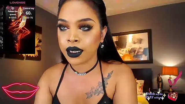 MarryQueen22 online show from April 16, 1:28 am