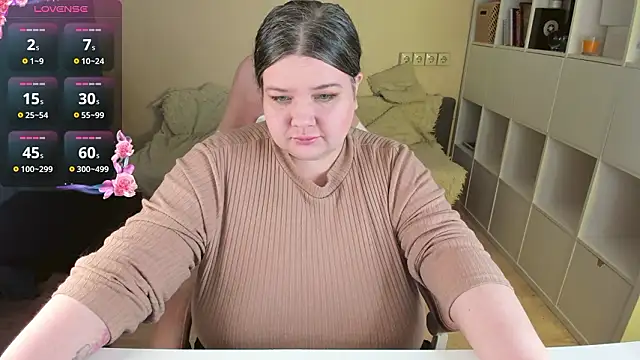 PlumPie online show from February 24, 4:44 am