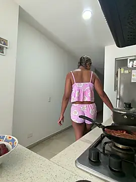 Victoriasant online show from February 21, 6:19 pm