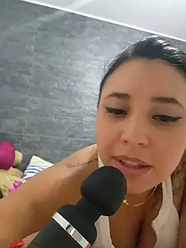 LizzRouse online show from November 14, 2:00 am