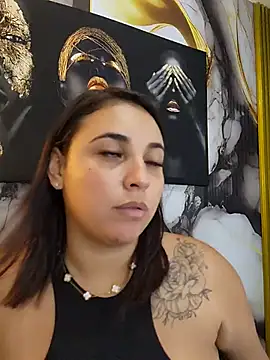 LizzRouse online show from April 9, 8:25 pm