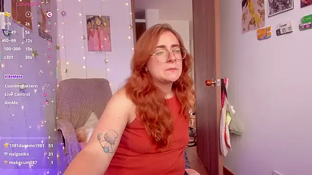 Snapshot of linda_giggle chatting on October 9, 3:38 pm linda giggle online show from October 9, 3:38 pm