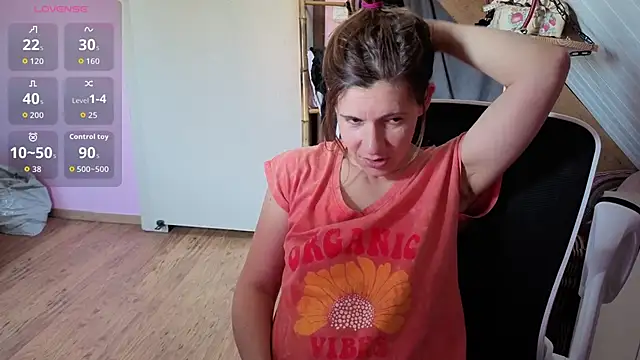 Lina lou4 online show from April 7, 3:03 pm