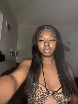 TinyBlazian901 online show from July 21, 3:40 am