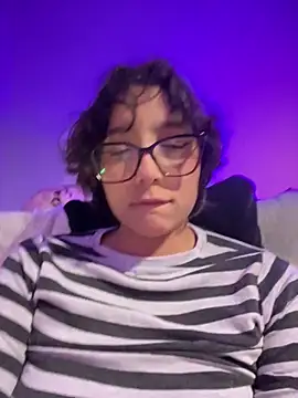 aurora xoxo online show from December 14, 5:02 am