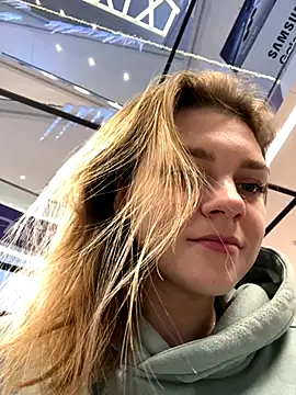 ValenciaShock online show from November 21, 6:48 am