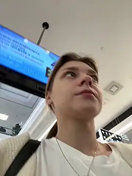 ValenciaShock online show from November 13, 7:07 am