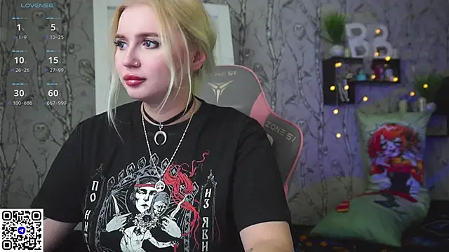 Moon Valkyrie online show from December 23, 10:52 am