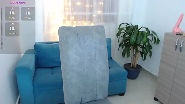 imSophia online show from January 15, 1:50 pm