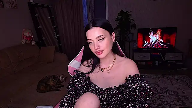   Malika   online show from March 28, 1:10 pm