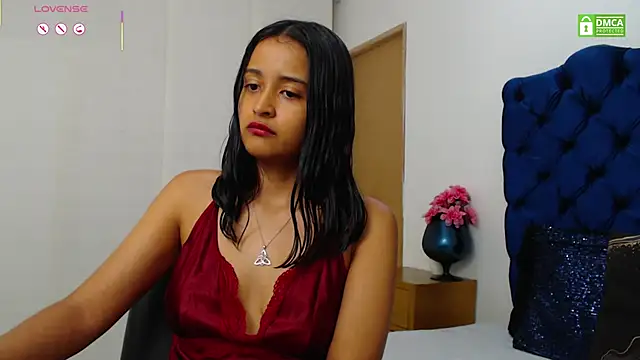 Lili666  online show from April 17, 3:41 am