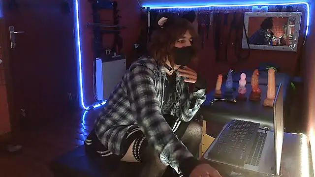 Ginny-the-bdsm-nympho online show from July 22, 4:52 pm