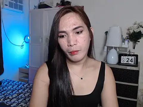 Msyensmith online show from October 24, 4:52 am