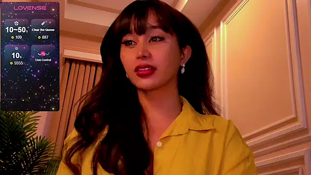 YOURCRISTINAS online show from September 18, 4:49 pm