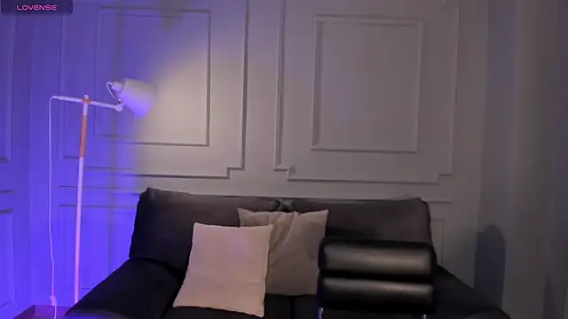 EveBensonX online show from September 23, 7:34 pm