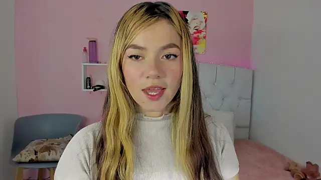 18candys online show from February 25, 10:41 pm