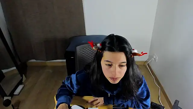 NanaRott online show from December 4, 1:19 am