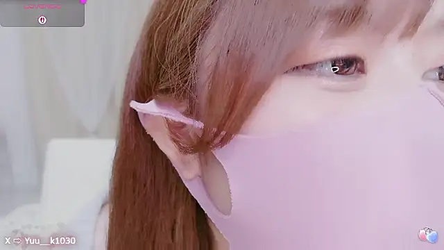 Snapshot of Yuu__k chatting on October 1, 3:39 pm Yuu  k online show from October 1, 3:39 pm