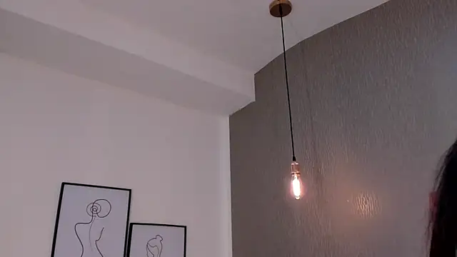 Alexa Thaylor  online show from December 4, 3:24 pm