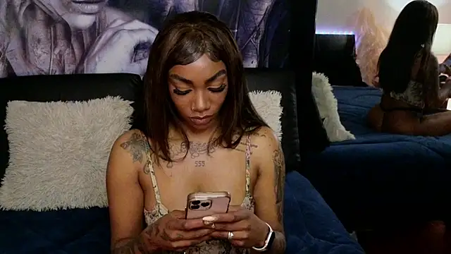 emely brandon online show from October 23, 4:18 am