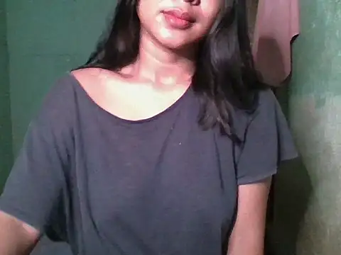 Snapshot of _smiling4u_ chatting on October 16, 9:06 pm smiling4u online show from October 16, 9:06 pm