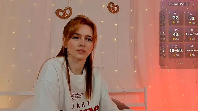 Snapshot of Phoenix_Margo chatting on September 22, 4:00 am Phoenix Margo online show from September 22, 4:00 am