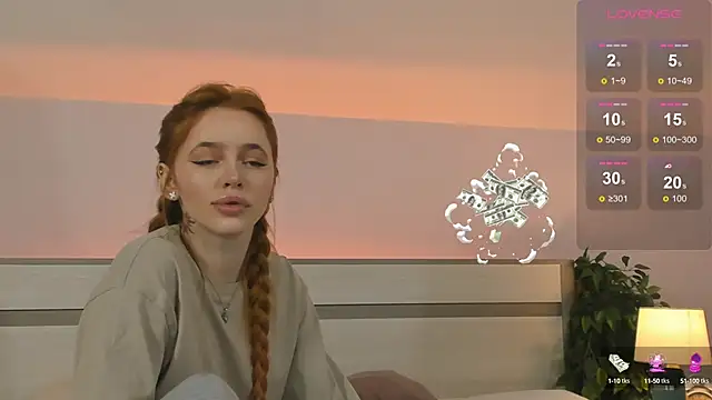 Snapshot of Phoenix_Margo chatting on October 13, 4:26 am Phoenix Margo online show from October 13, 4:26 am