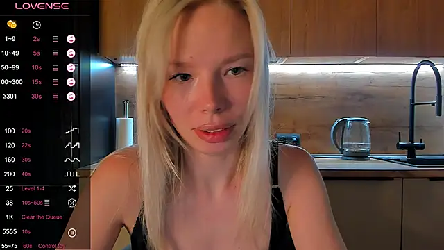 Olivia Bells online show from June 18, 9:19 pm